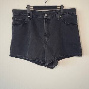 Levi’s High Waisted Mom Shorts Black Women’s  - Size 18W